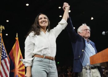 Bernie Sanders, AOC, take aim at Trump and Musk, as well as Democrats, at western rallies