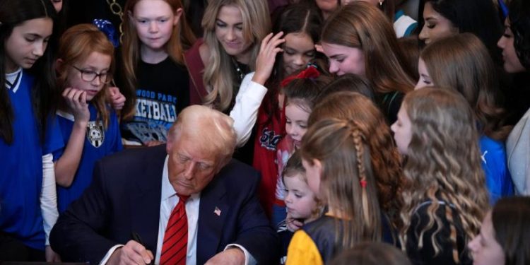 White House says it didn’t create a banned word list, leaves language choices up to agencies