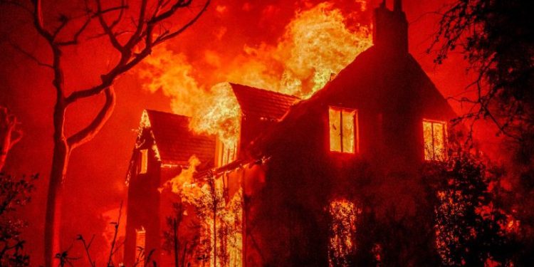 California homeowners allege home insurance companies colluded to deny coverage