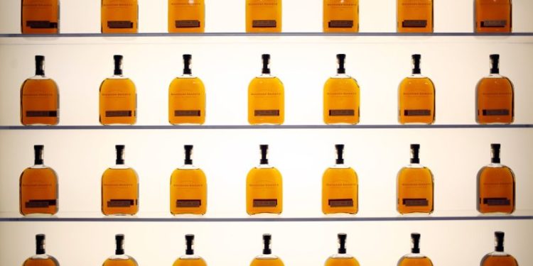 American liquor exports hit record high in 2024, driven by tariffs