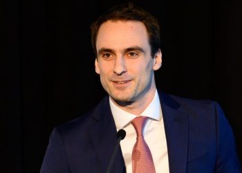 White House: US will lead in AI, but China is catching up