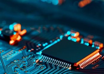 Tariff Tensions Ease, Nasdaq Soars — But is SMH the Emerging Leader?