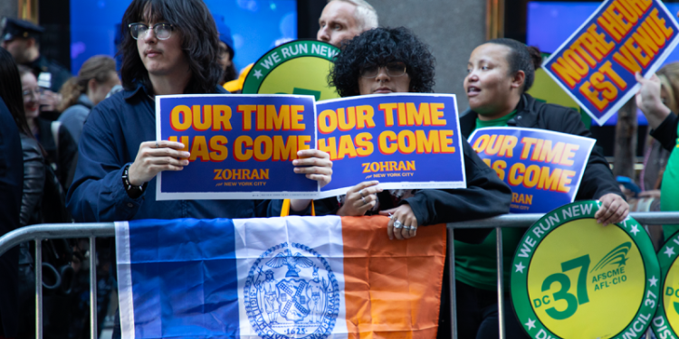 ‘Time for a change’: Outside 30 Rock, New Yorkers trade chants and arguments during tense mayoral showdown