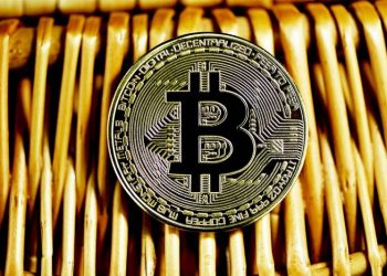 Crypto Market Update: CLARITY Act Set for January Senate Markup, Selig Confirmed as CFTC Chair