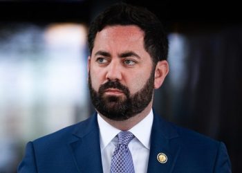 Battleground GOP lawmaker moves to block what he calls Democratic redistricting ‘power grab’